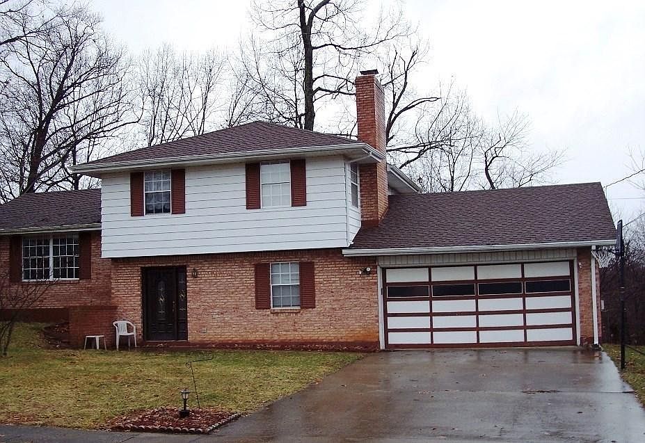 1st image of 919 Rhonda Ct