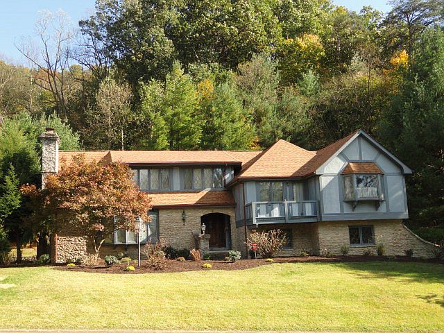 1st image of 3210 Brookwood Dr