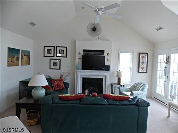 2nd image of 617 Pleasure Ave