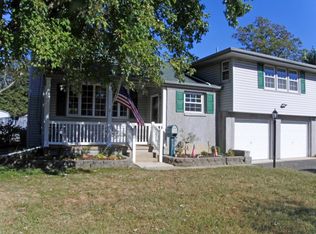 2152 Meeting House Rd, Cinnaminson, NJ 08077