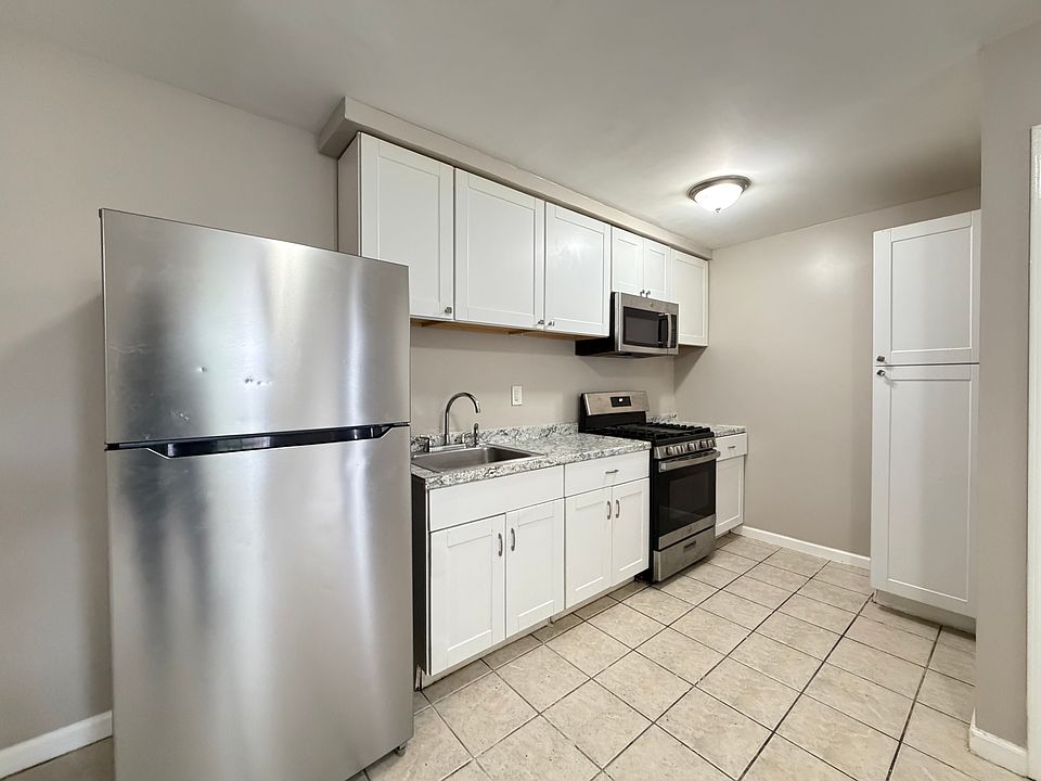 1st image of 94 Winfield Ave #B