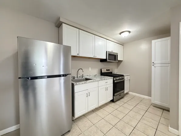94 Winfield Avenue image 1 of 5