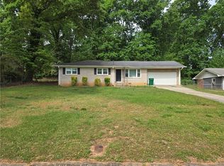 2717 Hutch Dr, Decatur, GA 30034