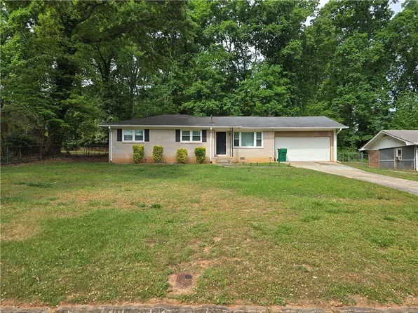 2717 Hutch Dr, Decatur, GA 30034