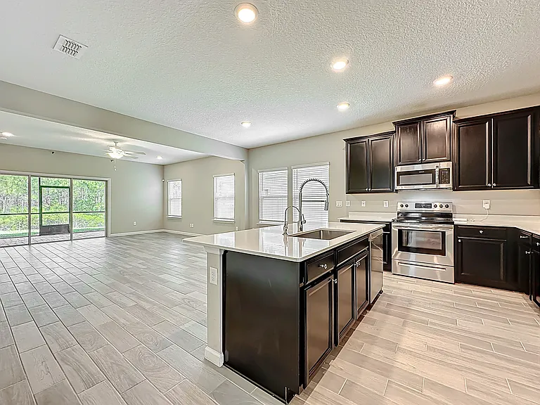 9504 Lovage Ln — Photo 8