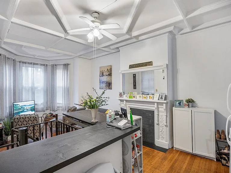 2043 Spruce St #1R — Photo 5