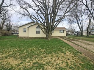 510 S Oak St, Mountain Grove, MO 65711