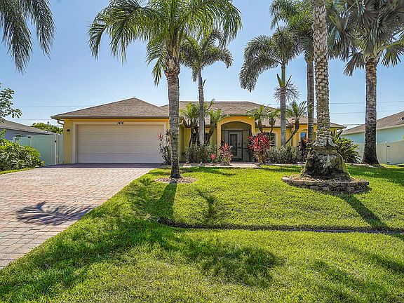 2nd image of 3426 SW Funtuna Street
