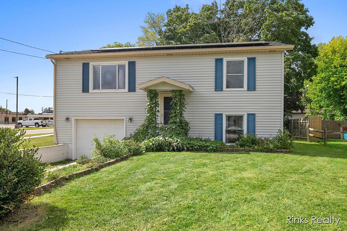 109 N Kent St, Kent City, MI 49330 | Zillow