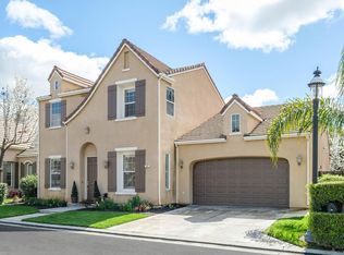 42 W Serena Ave, Clovis, CA 93619