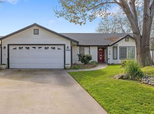 3749 S University St, Visalia, CA 93277