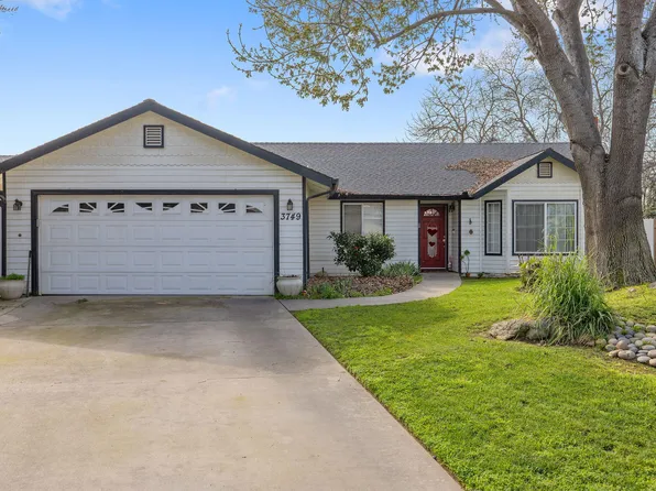 3749 S University Street, Visalia, CA 93277