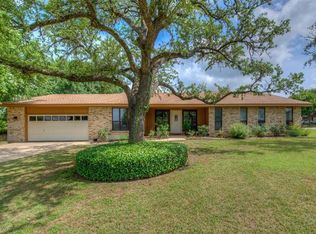 1433 Windcrest Dr, Round Rock, TX 78664