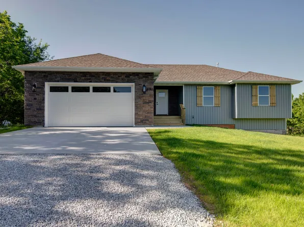 8282 Eaglecrest Lane, Springfield, MO 65802