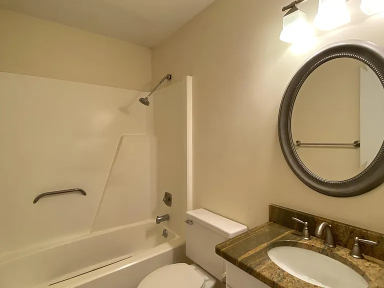 16 Navigator Ln — Photo 11