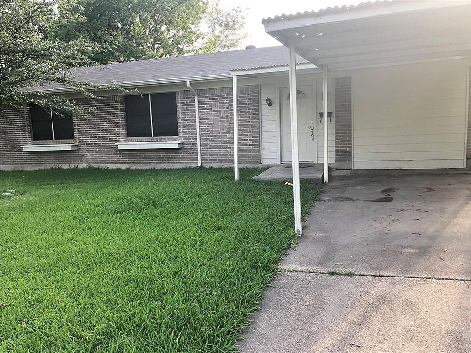 1st image of 729 Bluebonnet Ln