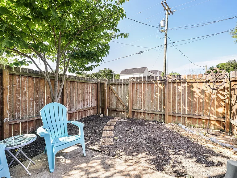 500 Paragon Mills Rd #B1 — Photo 28