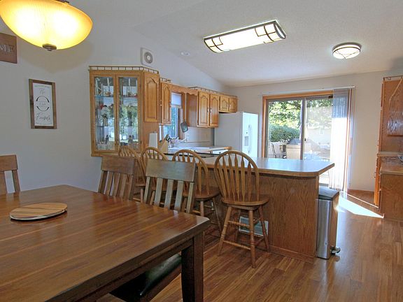 5th image of 8301 Cooper Way