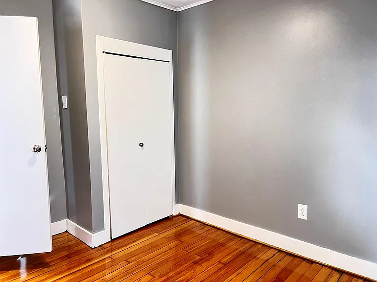 7 Robinson St — Photo 12