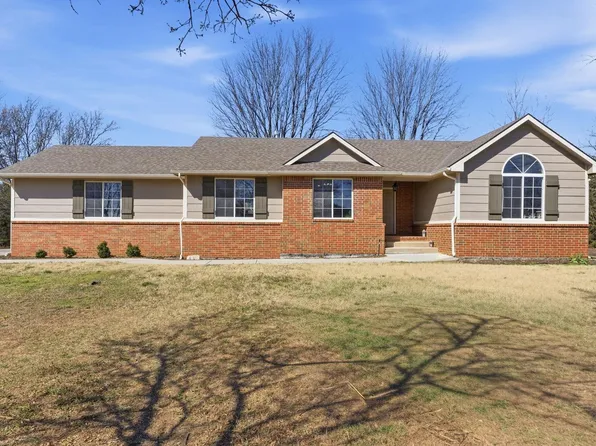 1205 Pecanwood Rd, Goddard, KS 67052