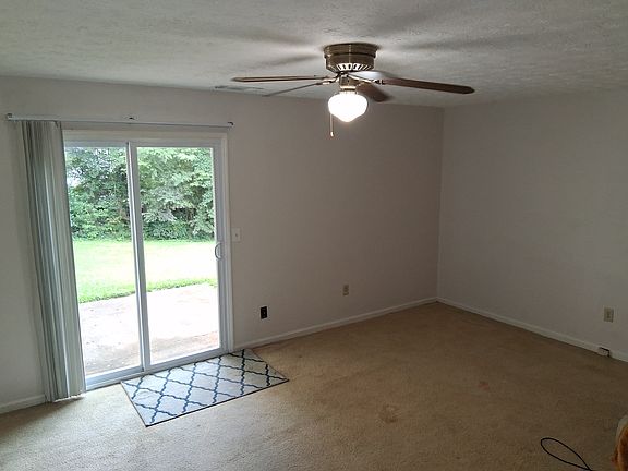 2nd image of 401 Charter Ct #401