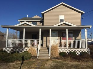 6711 Cedar St, Akron, NY 14001