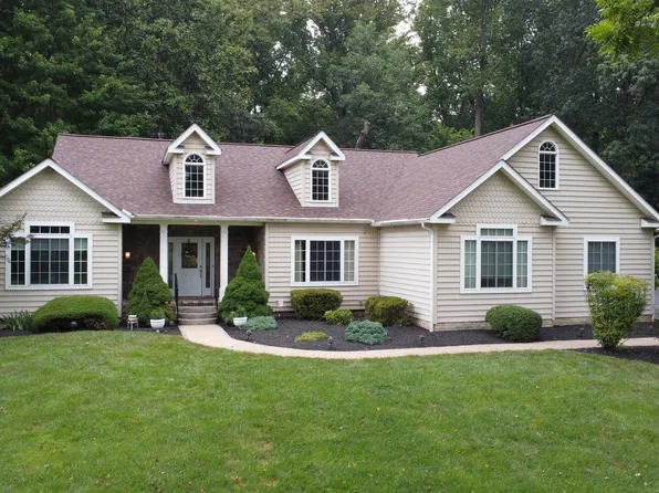 451 Appian Way, Martinsburg, WV 25403