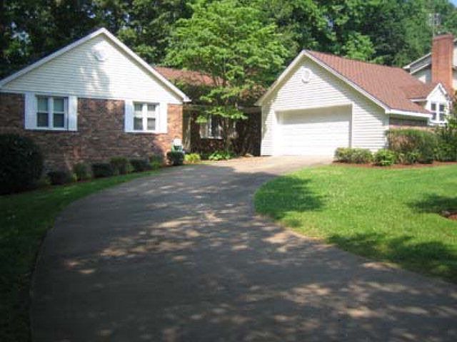 1st image of 507 Forest Dr