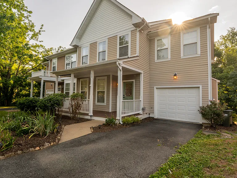 1820 Clay Dr — Photo 36