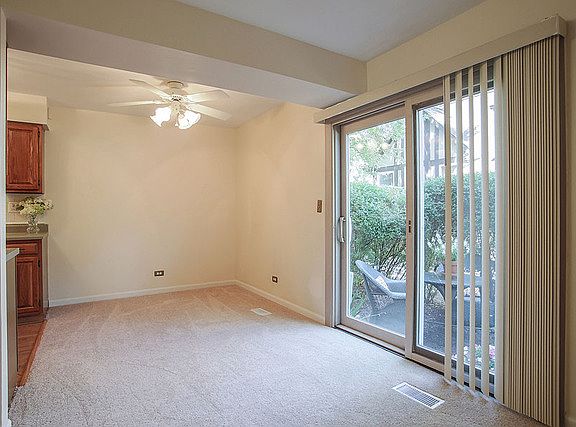 5th image of 2756 Weeping Willow Dr APT B