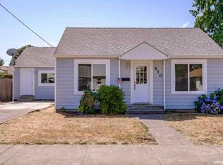 470 W B St, Lebanon, OR 97355