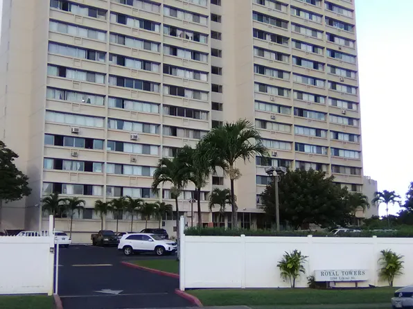 5180 Likini St APT 702, Honolulu, HI 96818