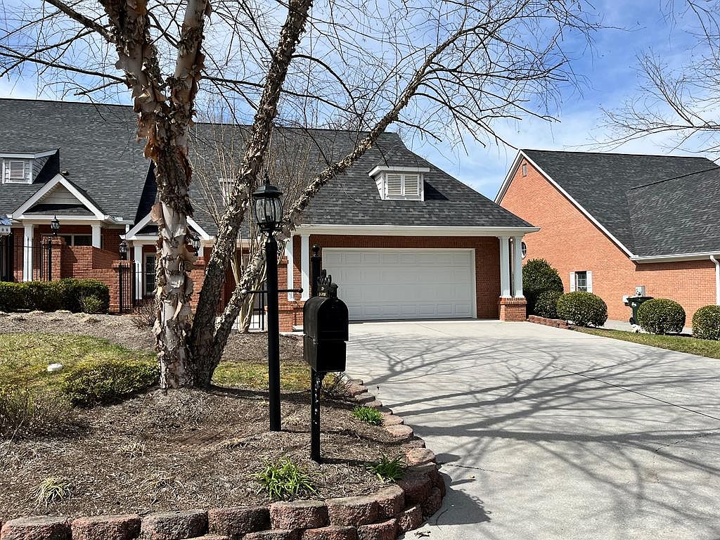 1048 Fine Glen Dr, Sevierville, TN 37862 Zillow