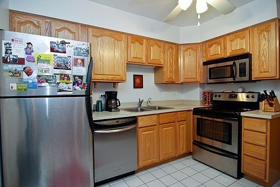 4th image of 808 Judson Ave APT 2C
