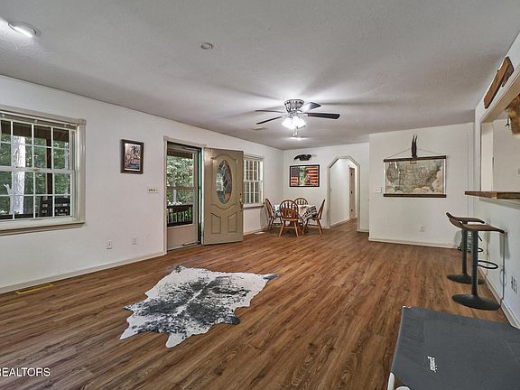 2nd image of 1222 Leffle Webb Rd