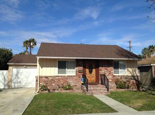 17501 Bullock St, Encino, CA 91316