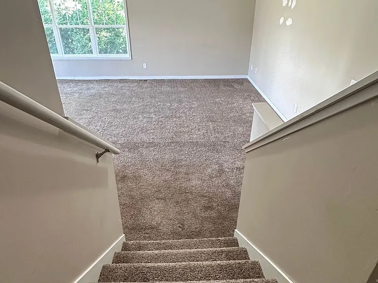 11964 Emery Village Dr N — Photo 10
