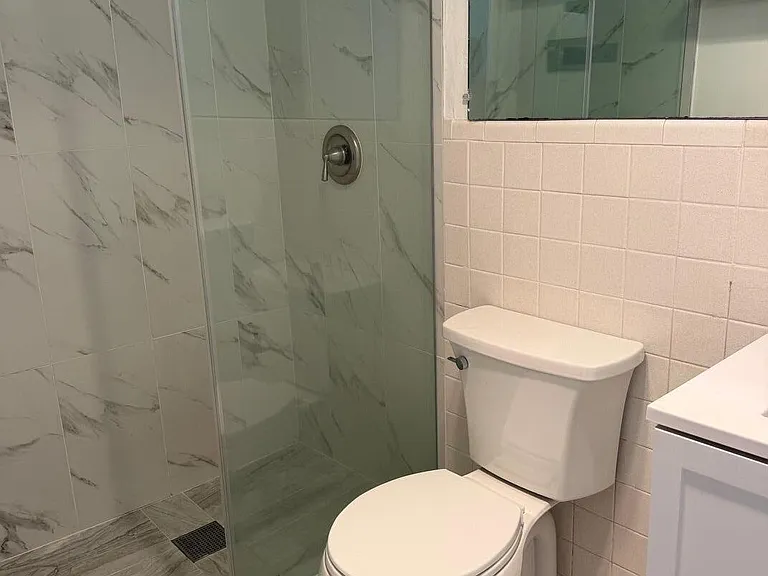 1100 Pine Dr #102 — Photo 15