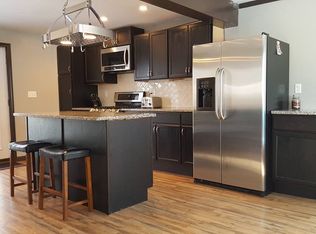 38 Shore Dr, Nottingham, NH 03290