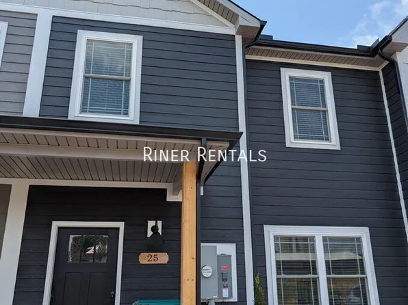 25 Barnyard Cir, Bridgewater, VA 22812