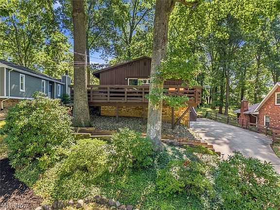 3rd image of 6226 Woodmoor Ave NW