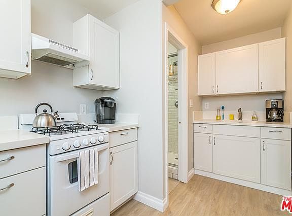 2nd image of 6050 1/2 Farrington Ln