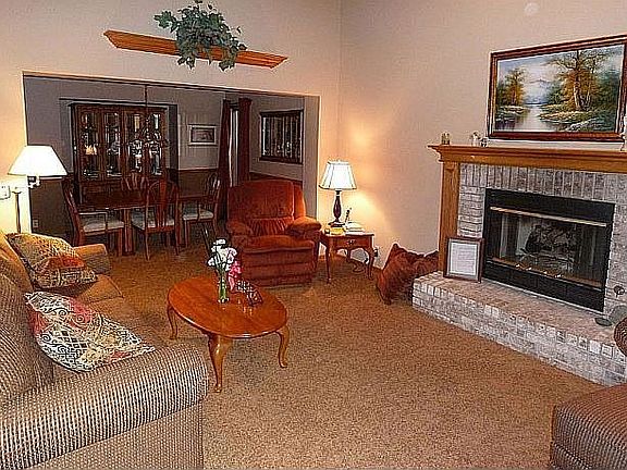 2nd image of 2125 Liberty Ln
