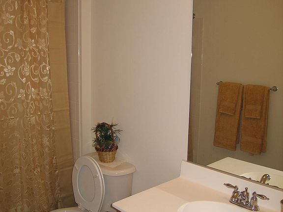 5th image of 3842 Sugarloaf Pkwy