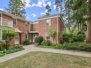 170 Putnam Park Rd, Greenwich, CT 06830