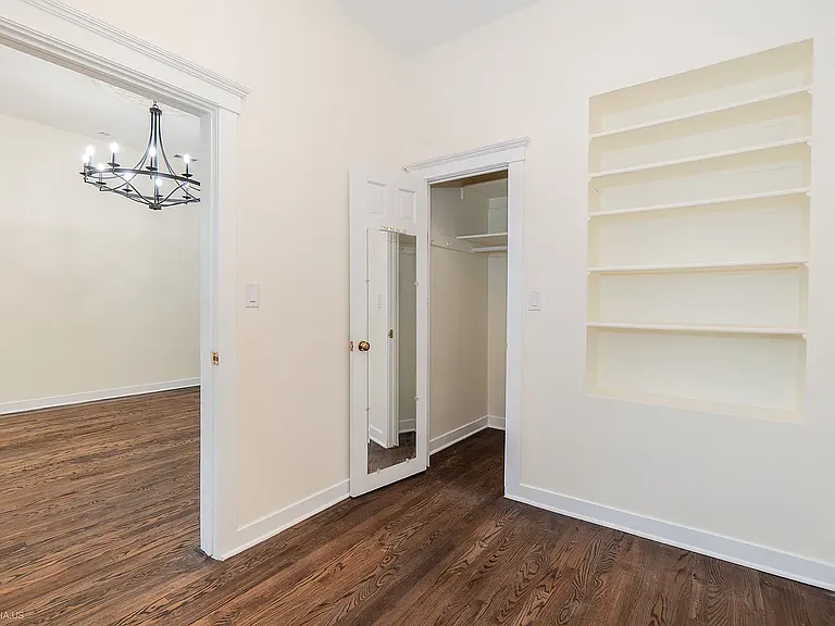 1711 W Henderson St #2 — Photo 10