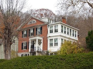 90 Main St, East Haddam, CT 06423