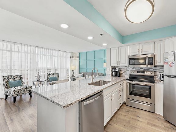 2nd image of 2504 N Ocean Blvd. #1136