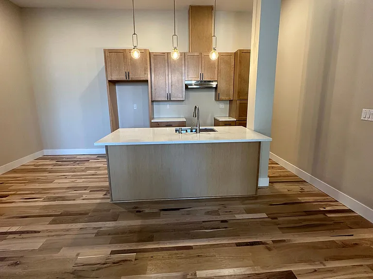 12608 Madison Ave #105 — Photo 5