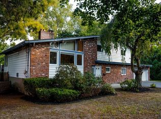 17 Brandeis Rd, Newton, MA 02459